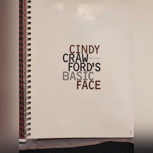 Cindy Crawford's Basic Face: A Makeup Workbook - Hardcover 1996 - Picture 5 of 8